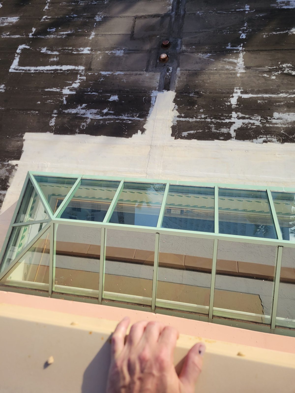 Skylight perimeter and roof surface conditions, Atlantis Bahamas