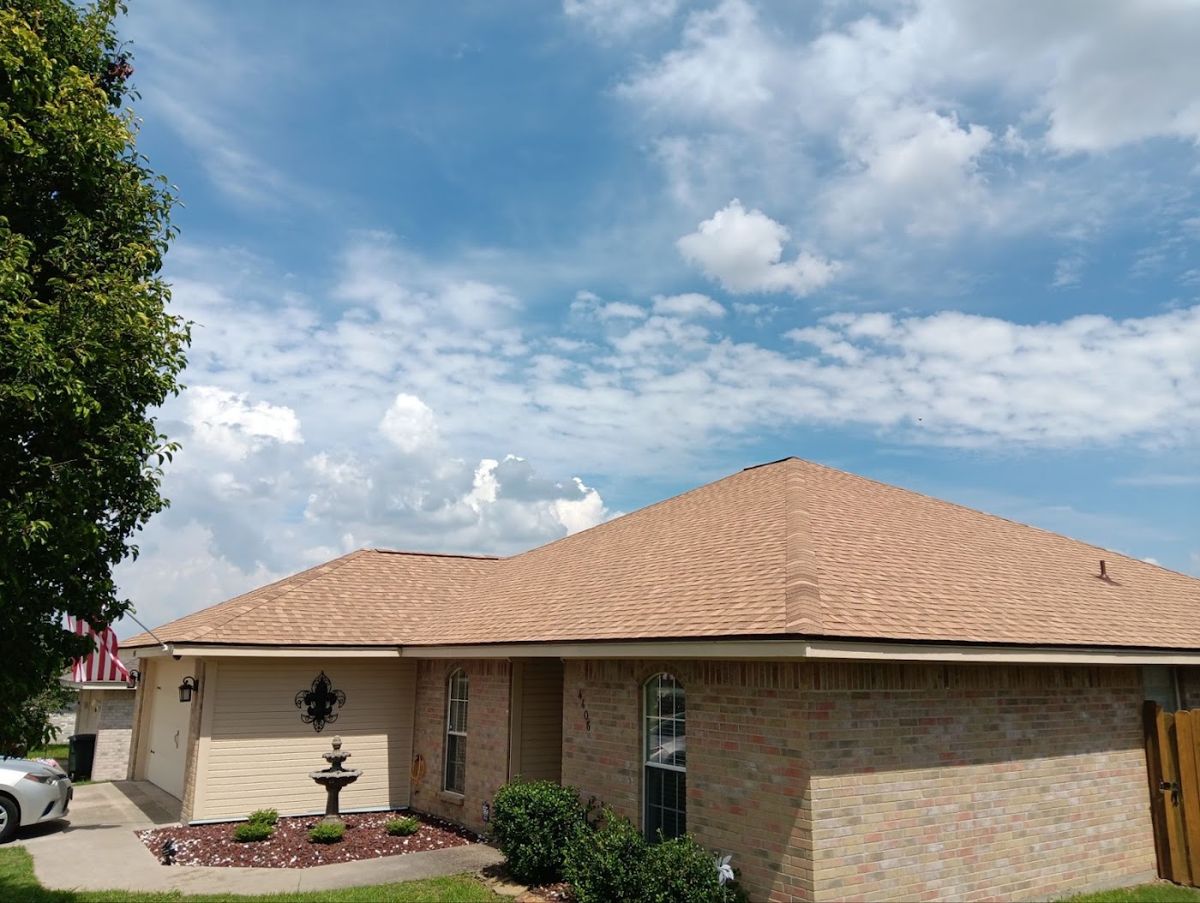 Big Texas Roofing finished roofs photo