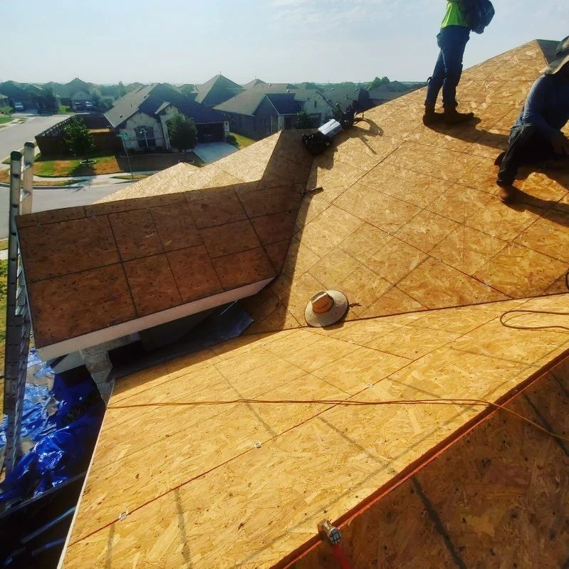 Big Texas Roofing crews at work photo