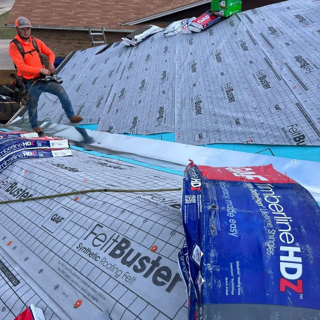 Big Texas Roofing crews at work photo