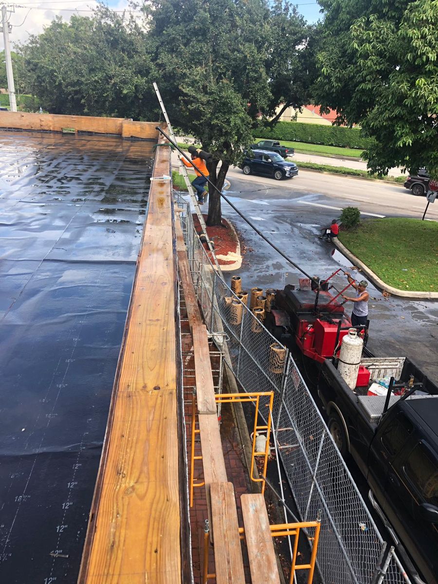 Big Texas Roofing commercial photo